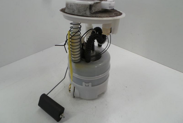 Renault Clio III 3 BJ: 2006 Kraftstoffpumpe elektrisch 1,2 55kw *D4FD740* Klima